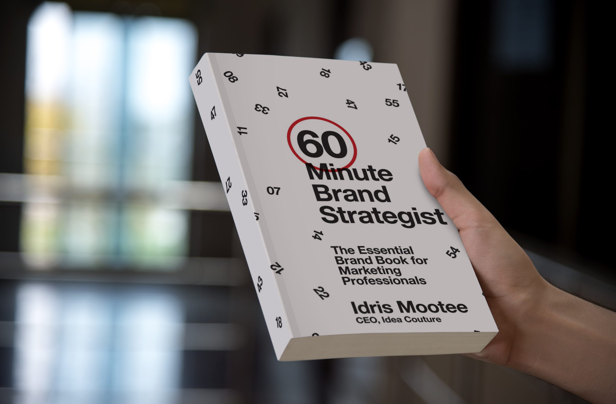 کتاب ﻿﻿استراتژیست برند 60 دقیقه ای. کتاب ضروری برند برای حرفه ای های بازاریابی